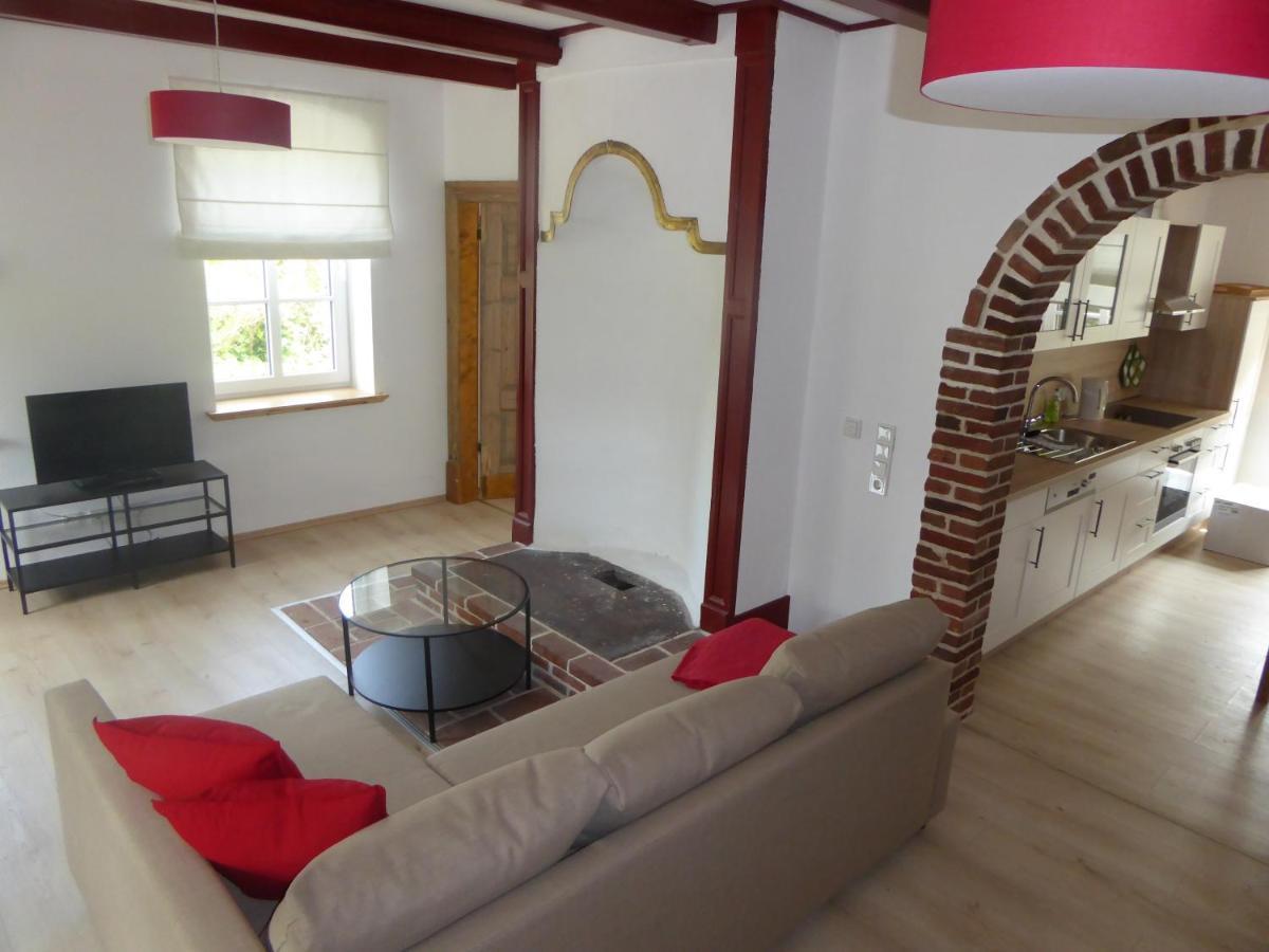 Ferienwohnung Elise Im Gulfhof Am Kanal Grossefehn المظهر الخارجي الصورة